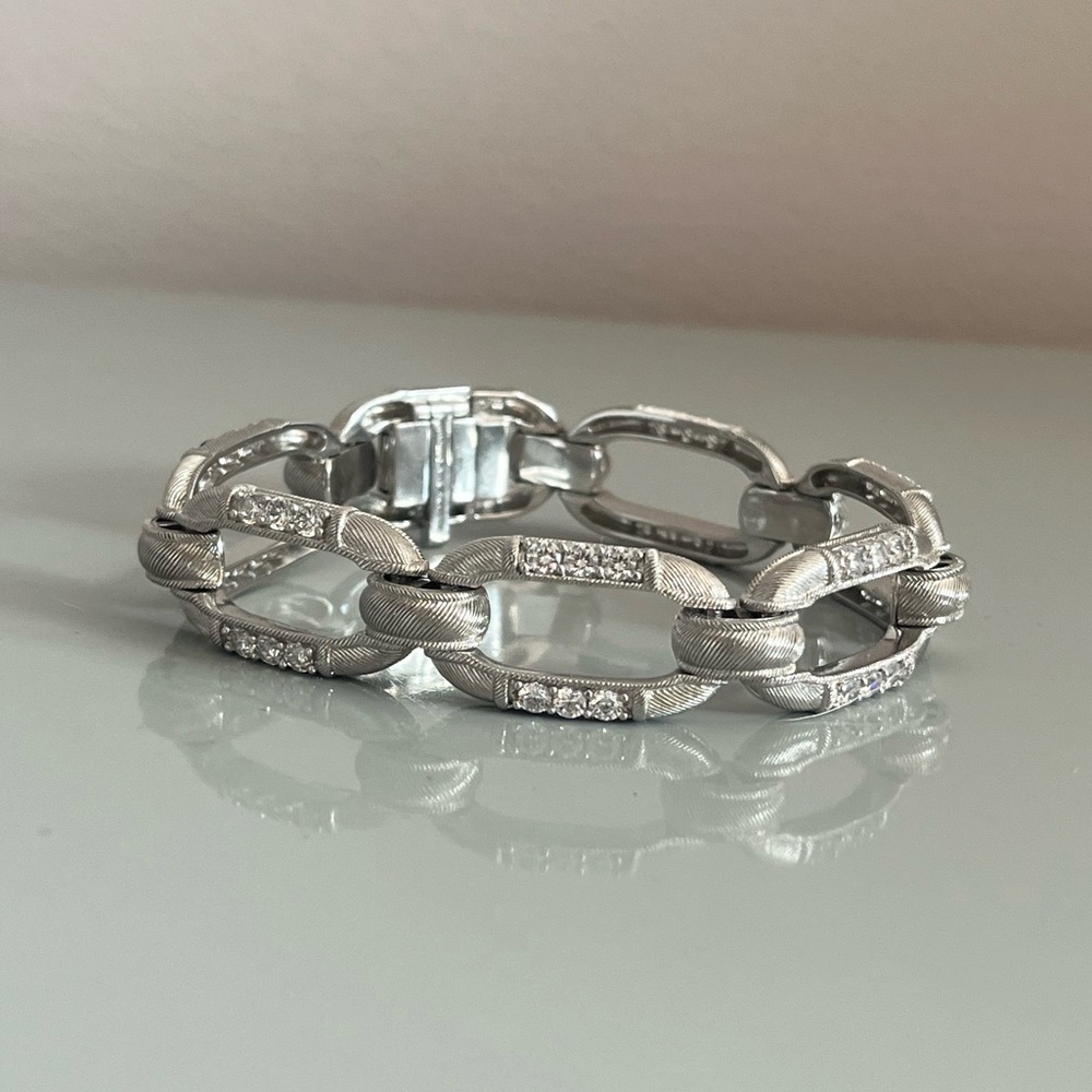 Judith Ripka Textured 925 Sterling Silver CZ Diamonique Oval Link Bracelet